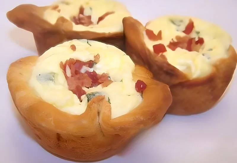 bacon egg cups