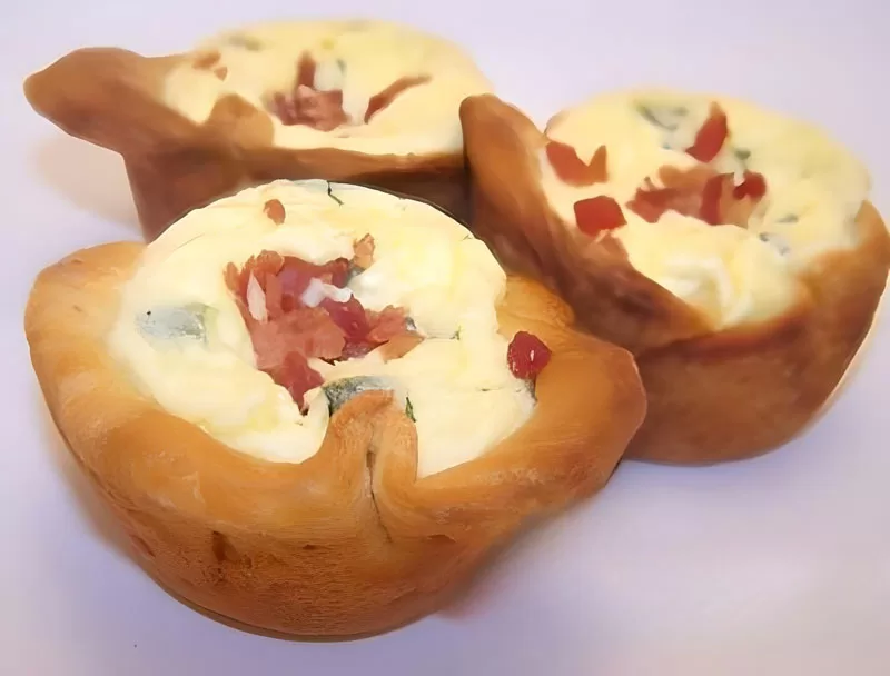 bacon egg cups