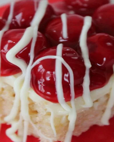 Cheesecake Rice Krispie Treat