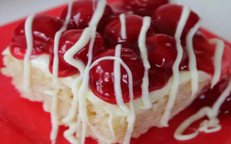 Cheesecake Rice Krispie Treat