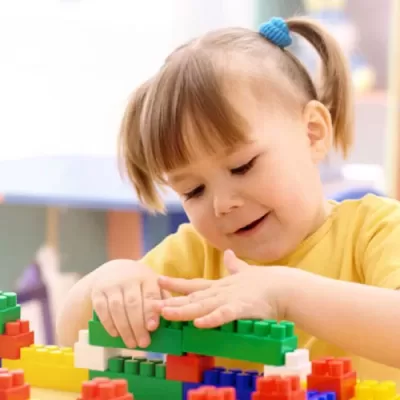 How Can Educational Toys Benefit a Young Child