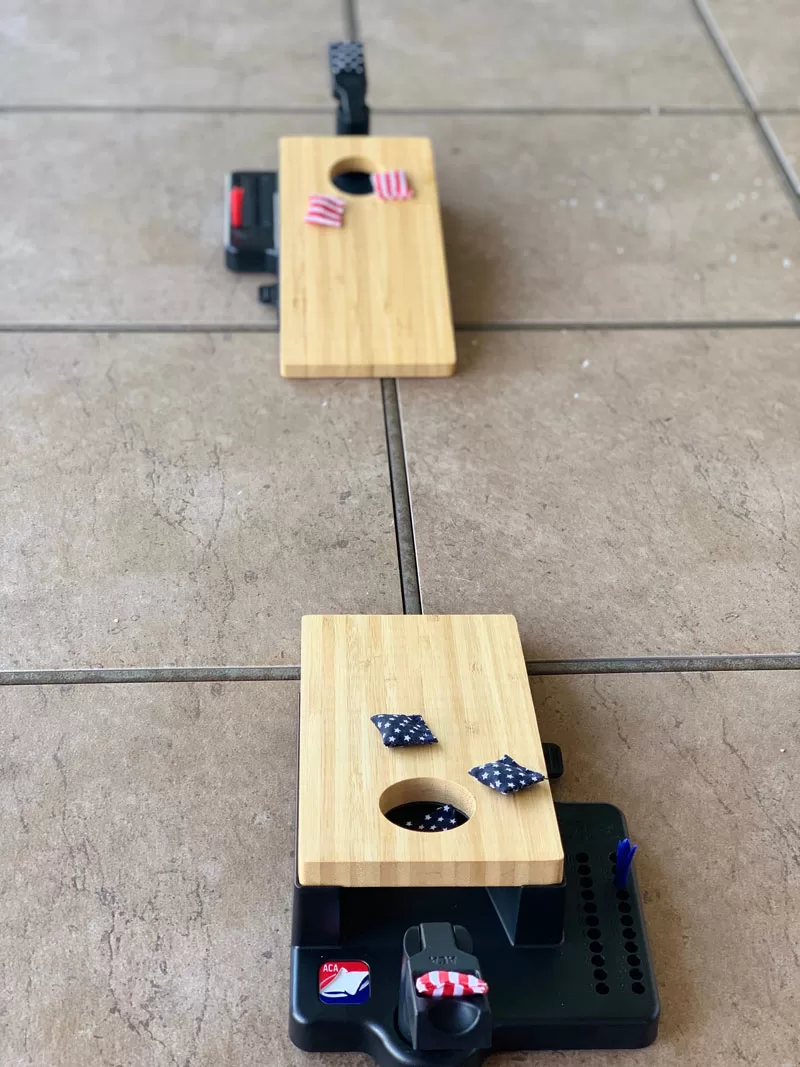 mini tabletop cornhole