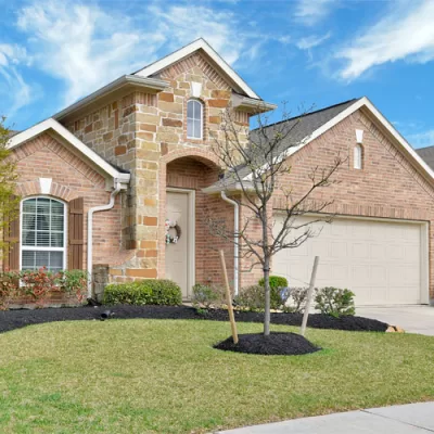 Exterior House Cleaning: Why You Should Hire a Professional for the Job