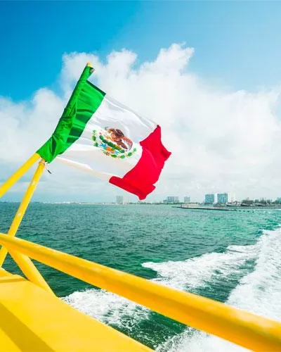 The Perfect Date Night: A Guide to Cancun's Sunset Dinner Cruise Experience