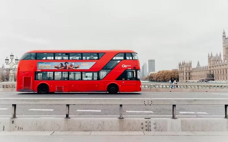 rome tour bus