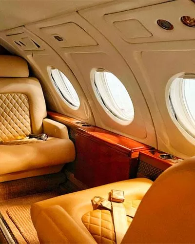 private charter jet