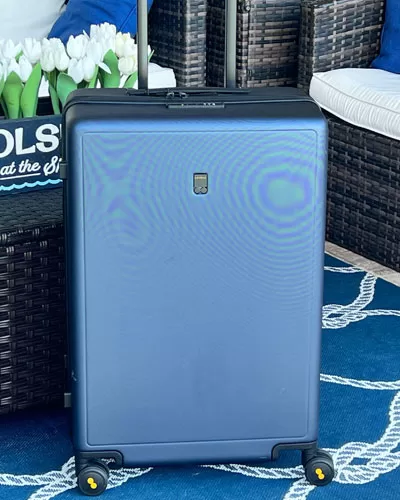 Level 8 Premium Suitcase Review