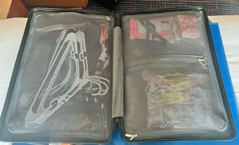 level8 premium suitcase