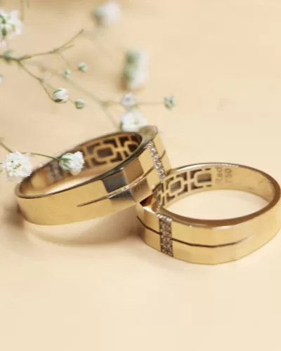 ladies gold rings