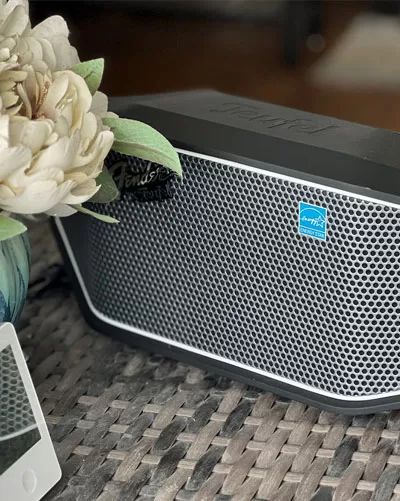ROCKSTER CROSS Bluetooth Speaker
